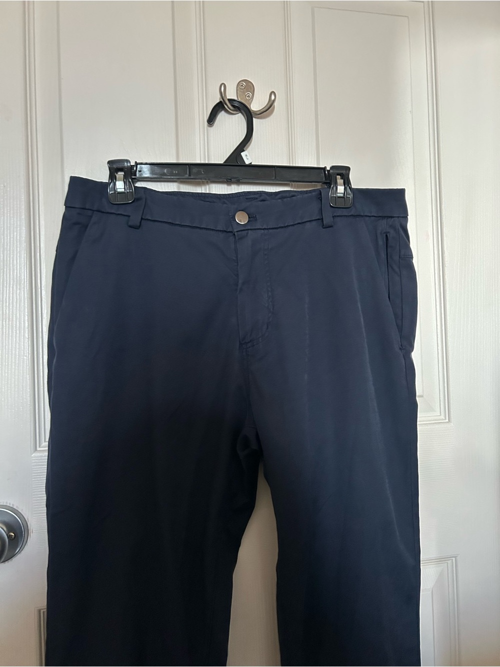 Men’s dark blue/black Lululemon Pants